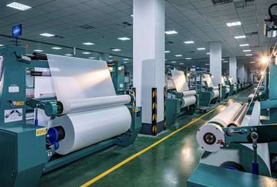 中國巨石生產的電子紡織布。中國巨石供圖