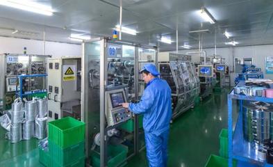 「上市公司春節(jié)不打烊」銅峰電子:沖刺開(kāi)門(mén)紅,春節(jié)期間生產(chǎn)經(jīng)營(yíng)與項(xiàng)目建設(shè)齊頭并進(jìn)